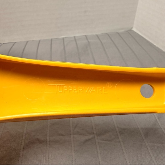 Tupperware Colander Strainer - Picture 8 of 9